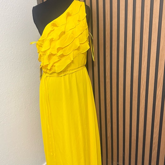 Maison Tara One-Shoulder Ruffle Midi Dress in Bright Yellow - Picture 2 of 5